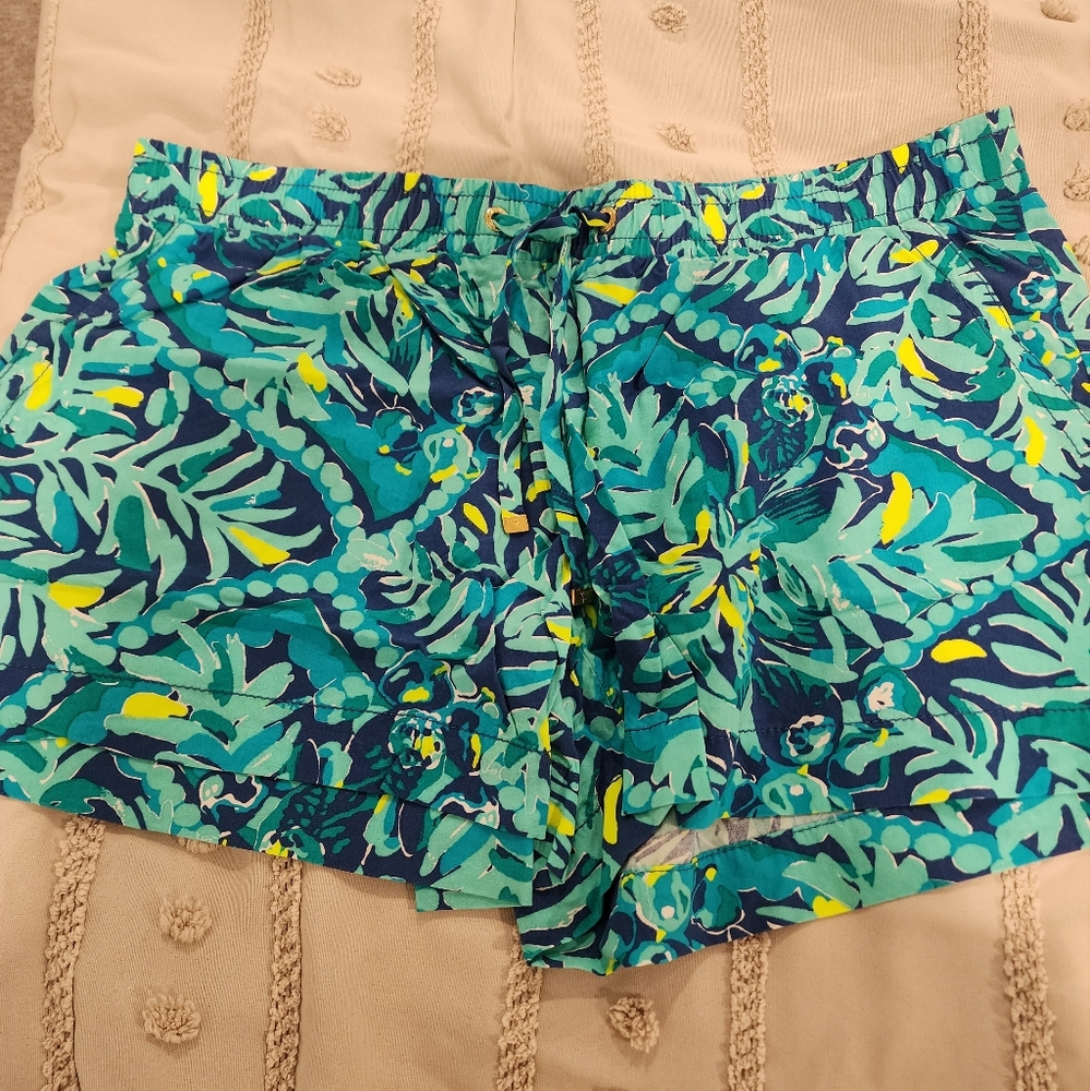 EUC Lilly Pulitzer Shorts